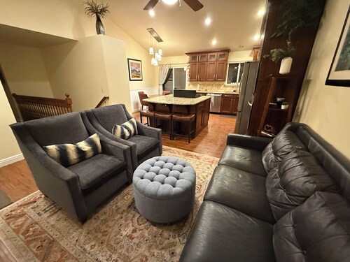 Heber Valley Base Camp: convenient location, modern amenities, pleasant spaces