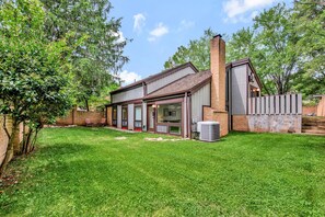 Exterior - Modern Lux Home near DC! (Bethesda)