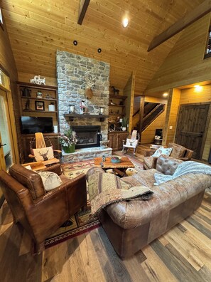 Smart TV, fireplace, video games