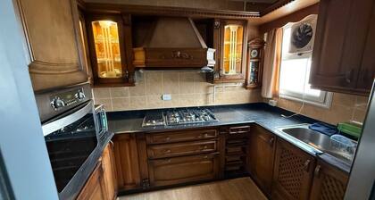 Cozy & Classy Madinaty 2BR, WI FI, Nespresso Bar, Close to Mall, Golf & Airport