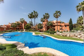 Imagen sin descripción, 2 de 33, botón