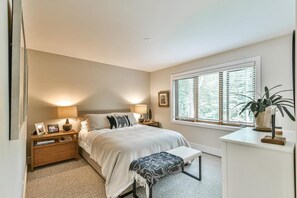 4 Schlafzimmer, Schreibtisch, kostenloses WLAN, Bettwäsche
