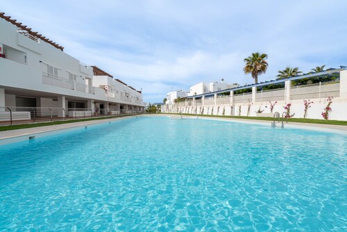 AlmeriaSuite Mojacar Breeze Sun523