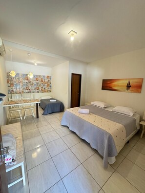 Standard Triple Room, Garden View | Free WiFi - Pousada Vila Maria (São Miguel do Gostoso)