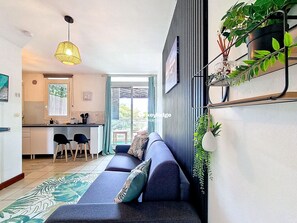 TV - Natur’Azur – studio – 20 m² - close to the clinic – Sainte-Clotilde (Sainte-Clotilde)