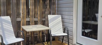 Stunning 2-Bedroom Apartment with Modern Elegance