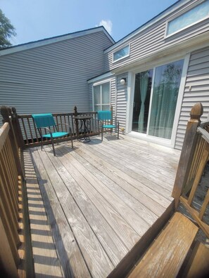 Terrace/patio - Spacious 3-Bedroom Apartment Perfect for Families and Groups (Slidell)