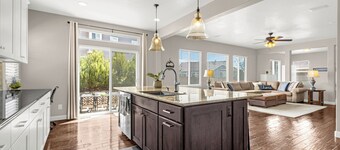 The Heart House - Spacious & Warm 6bd Family Home in Beautiful Monument Colorado