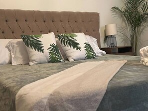 2 Schlafzimmer, Bügeleisen/Bügelbrett, Reisekinderbett, WLAN