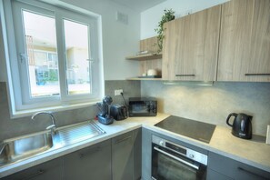 Fridge, microwave, oven, dishwasher