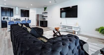 Modern Comfort Near NRG & Medical Center