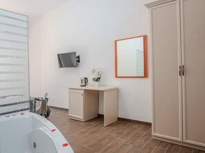 Deluxe-Doppelzimmer, Balkon | Badezimmer