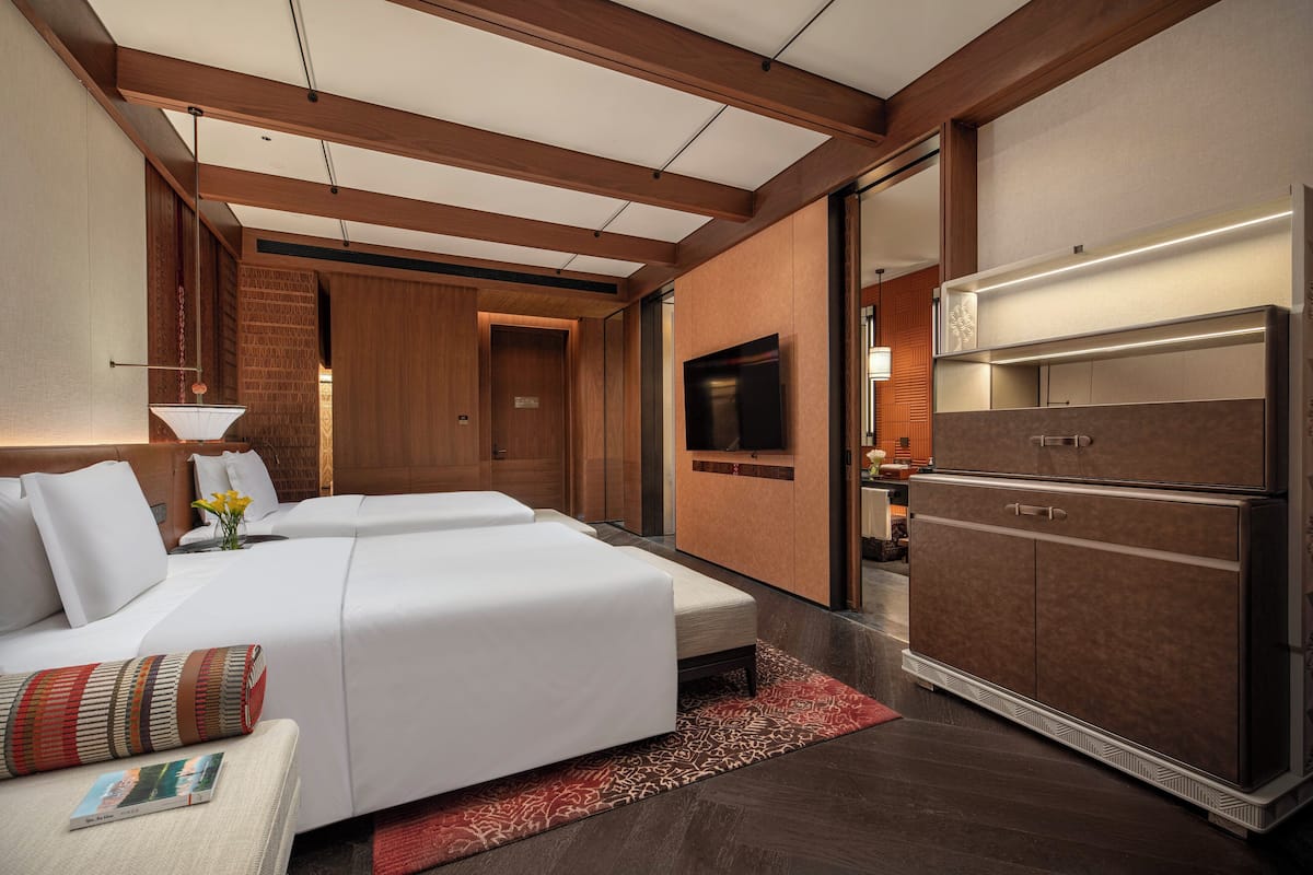 Literie de qualité, couette en duvet, articles de minibar gratuits