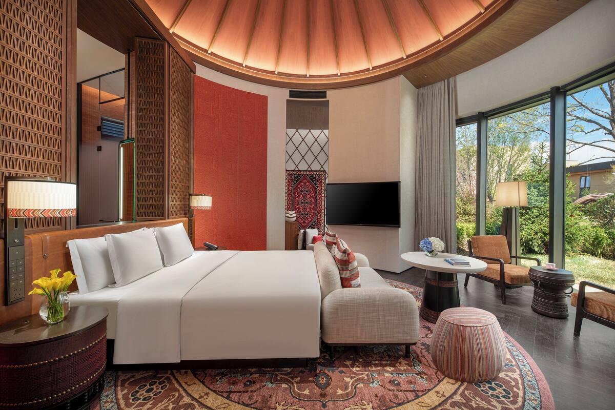 Phòng Premium, 1 giường cỡ king (Yurt Style) | Bộ đồ giường cao cấp, chăn bông, minibar với thức uống miễn phí