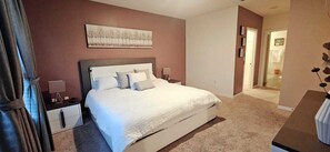 3 bedrooms, iron/ironing board, travel crib, free WiFi - Enjoy a family house close to themes parks and large convenience Stores and Mall (Lakeland)