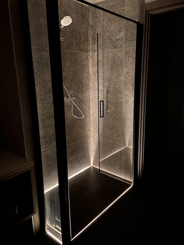 Shower, bidet