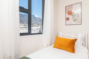2 quartos, ferros/tábuas de passar roupa, Wi-Fi, roupa de cama