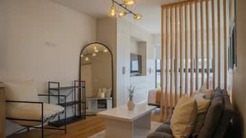 Apartment (405) | Living area