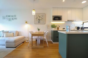 Apartment (703) | Living room