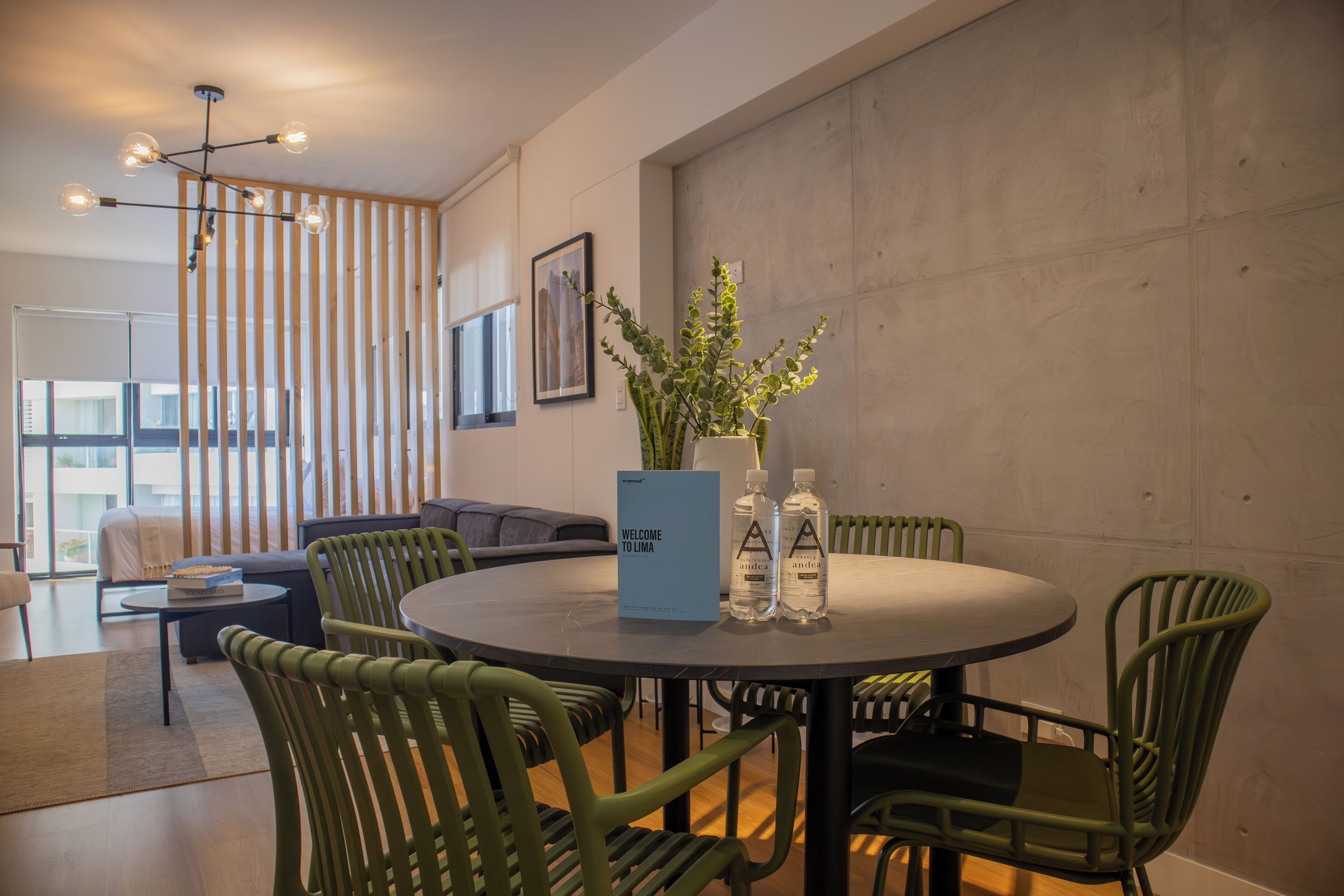 Apartment (605) | Dining room
