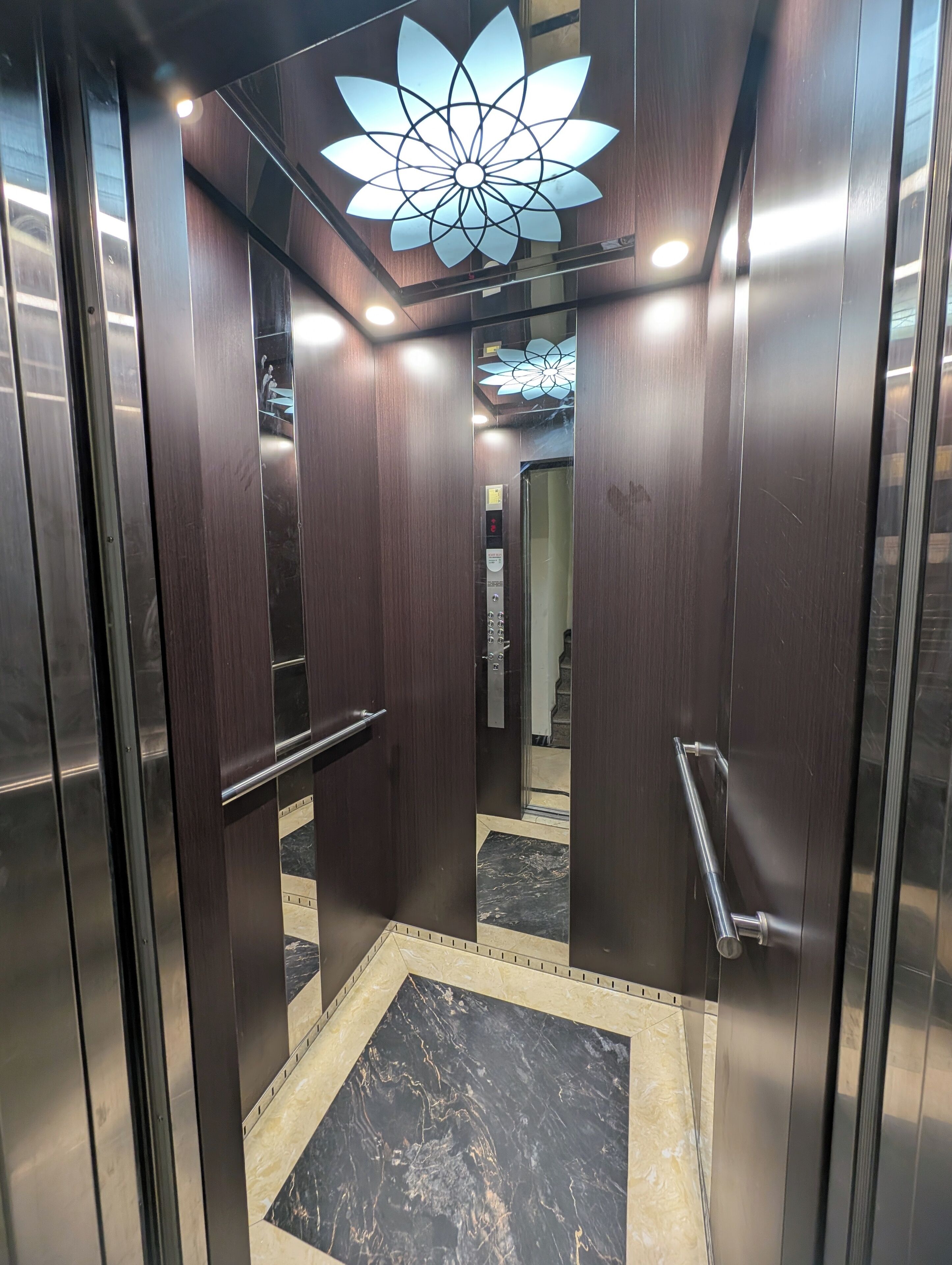 Fachada de la propiedad