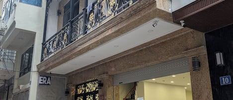 Facciata della struttura