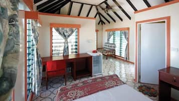 Cabana básico, vista para o oceano | 1 quarto