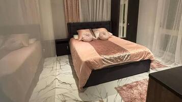1 chambre, fer et planche à repasser, Wi-Fi, draps fournis
