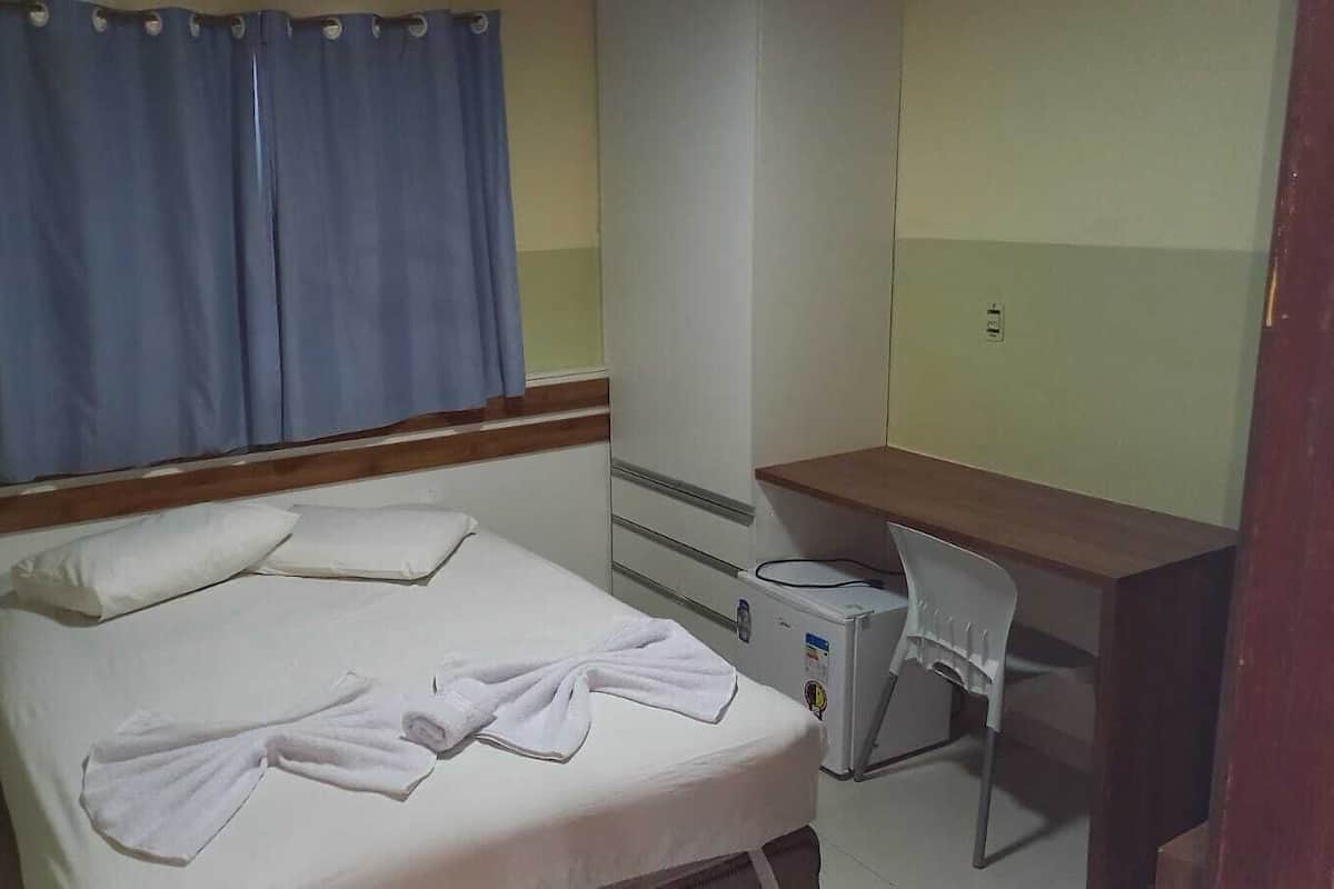 Chambre double, dans la tour | Accès au Wi-Fi (inclus), literie fournie