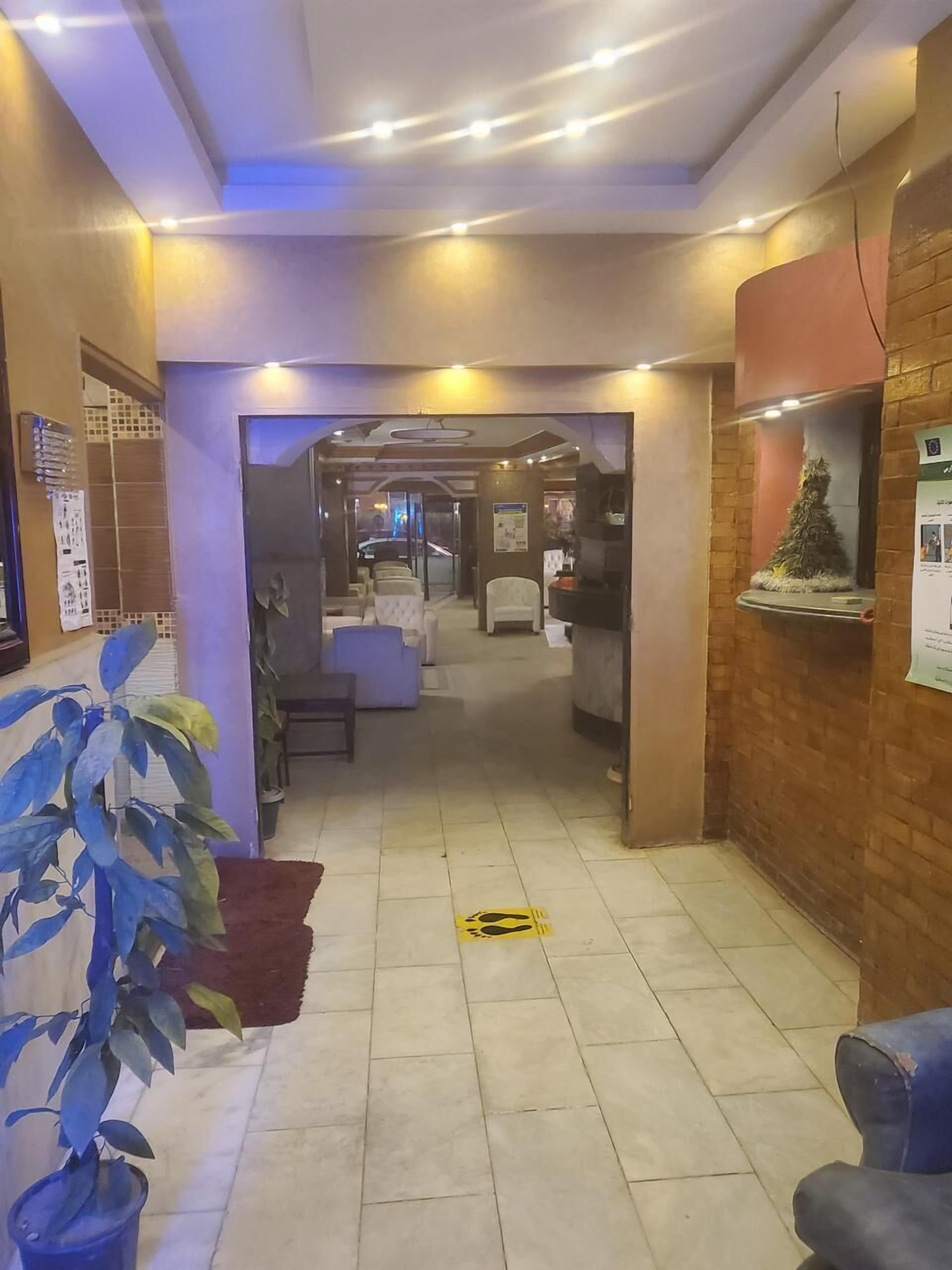 Photo - Dreamers Hotel