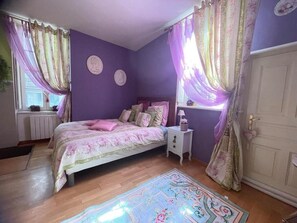 1 Schlafzimmer, Reisekinderbett, WLAN, Bettwäsche