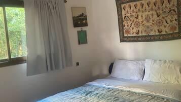 2 sovrum, strykjÀrn/strykbrÀda, wi-fi och sÀngklÀder