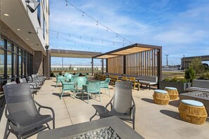 Terrace/patio - Home2 Suites By Hilton Calera (Calera)