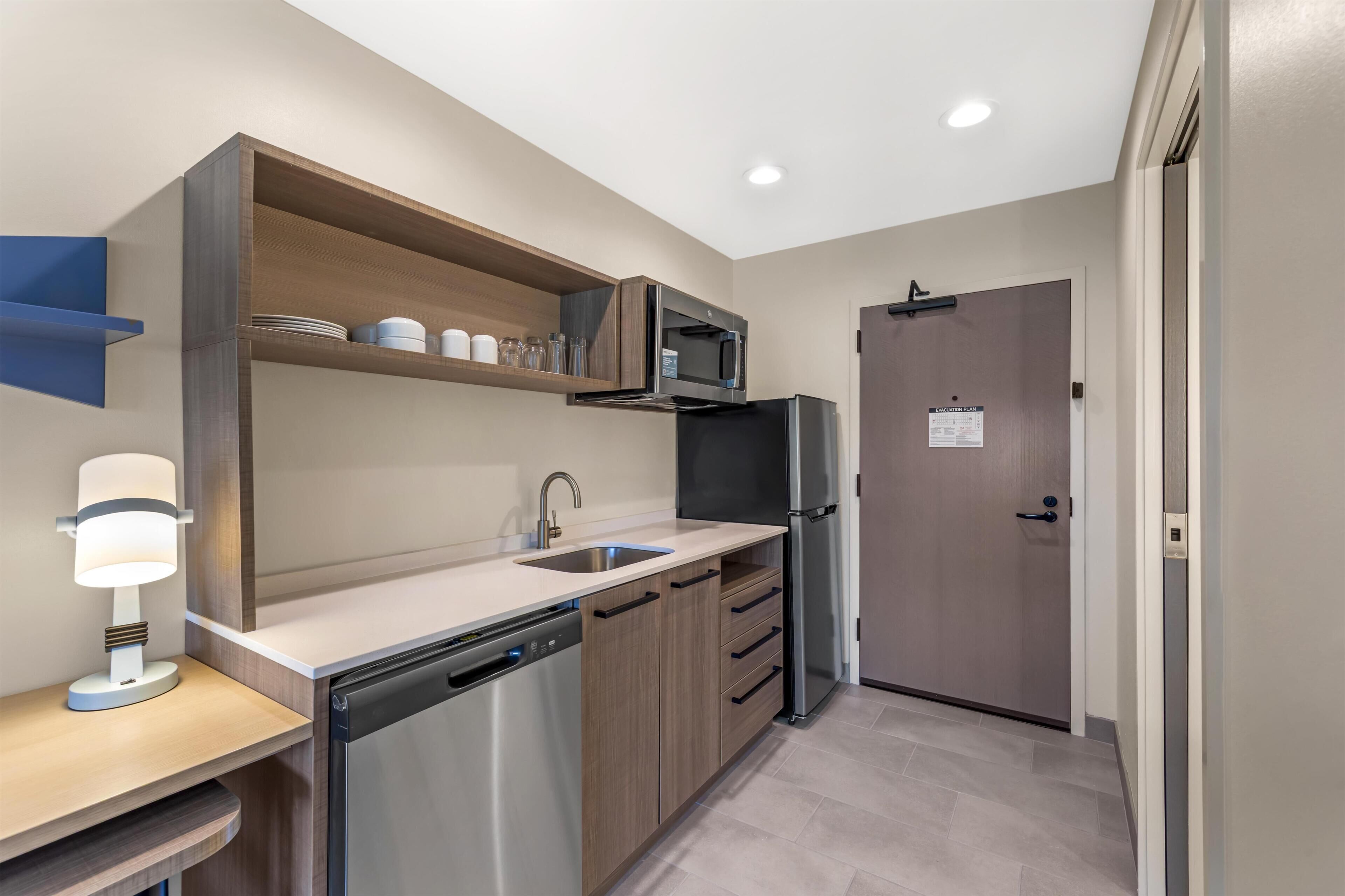 Suite estudio, 1 cama de matrimonio grande | Cocina privada