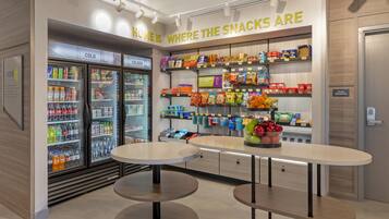 Snack bar
