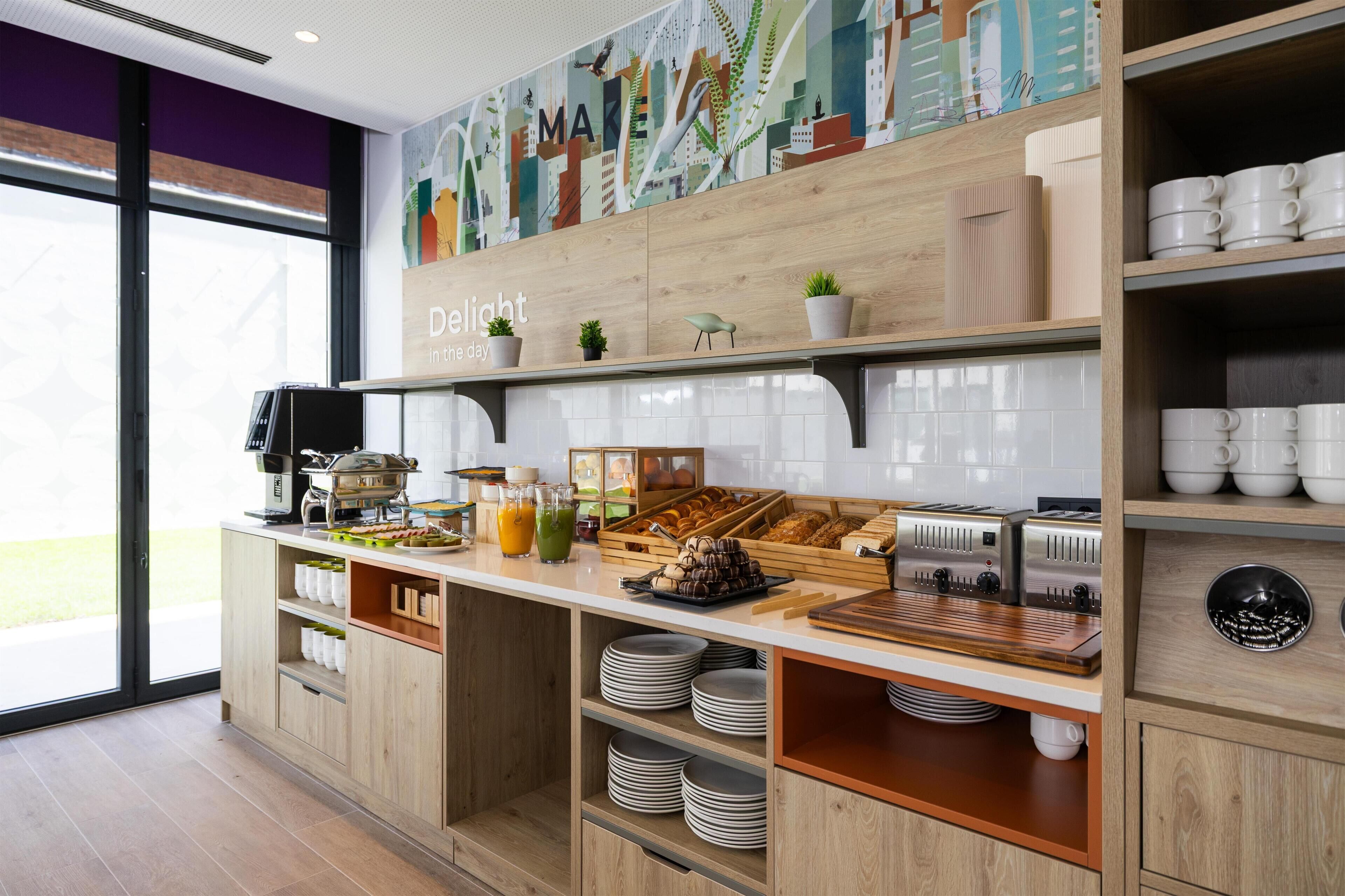 Daily buffet breakfast (EUR 15 per person)