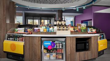 Snack bar
