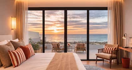 Marina Baie des Anges Hotel, Curio Collection by Hilton