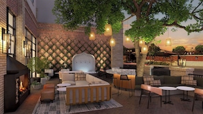 Terrace/patio - The Ava Hotel Paso Robles, Curio Collection By Hilton (Paso Robles)