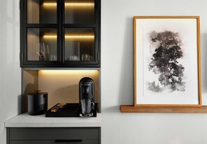 Minibar - The Ava Hotel Paso Robles, Curio Collection By Hilton (Paso Robles)