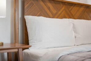 4 habitaciones, tabla de planchar con plancha y wifi gratis 