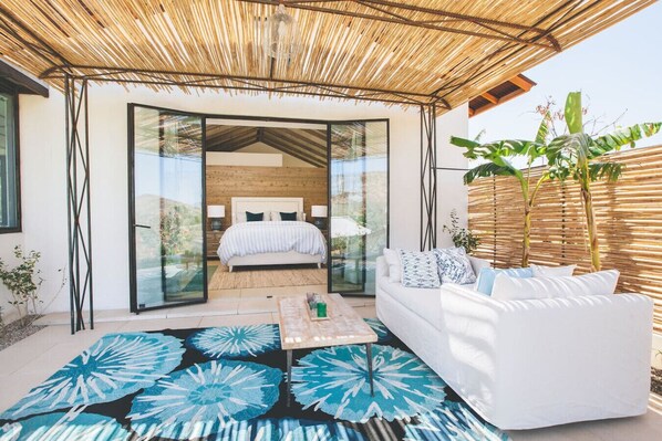 2 bedrooms, desk, iron/ironing board, travel crib