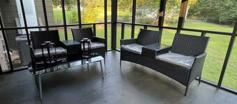 Charming 4-bedroom house Old Town Lilburn