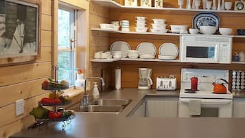 Micro-ondas, fogão, cooktop