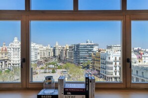 Suite, 1 King Bed, Non Smoking, City View | Premium bedding, down comforters, minibar, in-room safe - Grand Hotel Centenari, Valencia, Autograph Collection (Valencia)