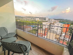 Chambre Double Premium, balcon, vue ville | Vue de la chambre