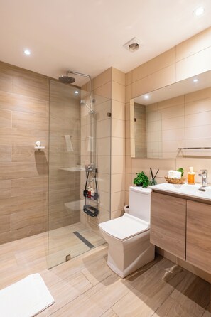 Hair dryer, towels, soap, toilet paper - Elegant beach apt with pool, ideal for couples, 7 min from Marina Cap Cana (Punta Cana)