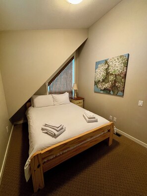 3 chambres, fer et planche à repasser, accès au Wi-Fi (inclus)