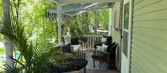 Charming Saratoga Springs Apartment - Perfect For Your Fall Getaway!