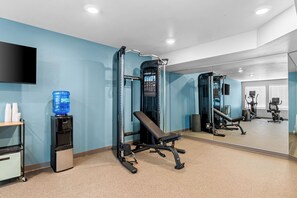 Fitness facility - Woodspring Suites Charlotte - Arrowood (Charlotte)